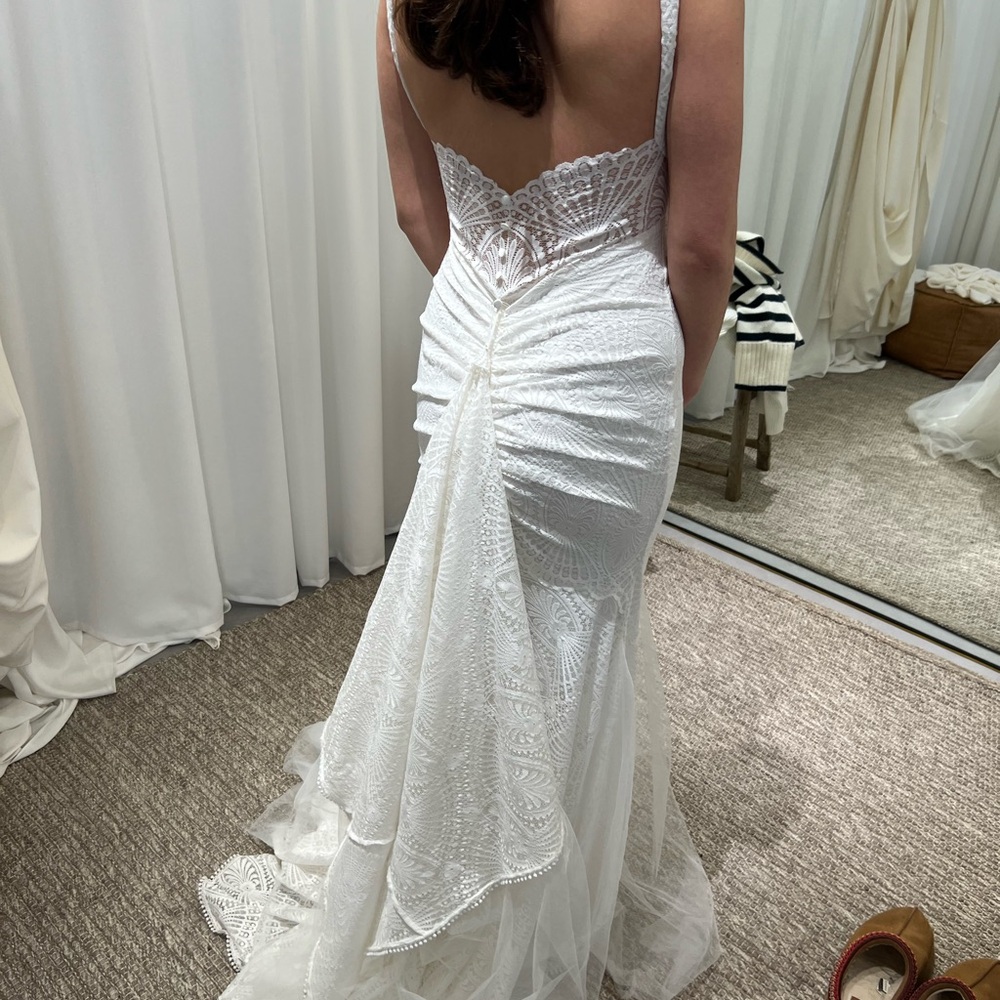 Elegant White Lace Wedding Dress | Grace Loves Lace Sienna Dress | Size S - Picture 6 of 10